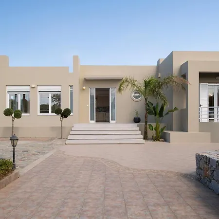 Periklis Villa Adelianos Kampos