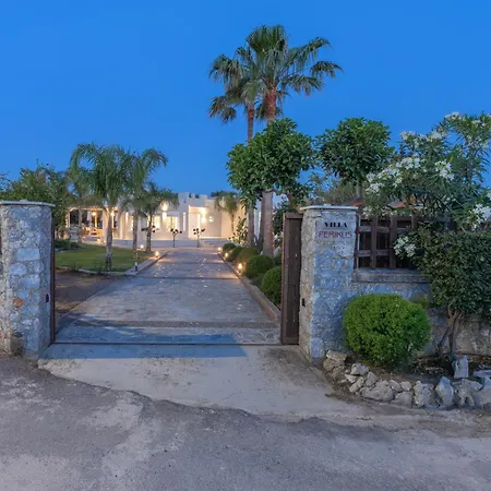 Villa Periklis *